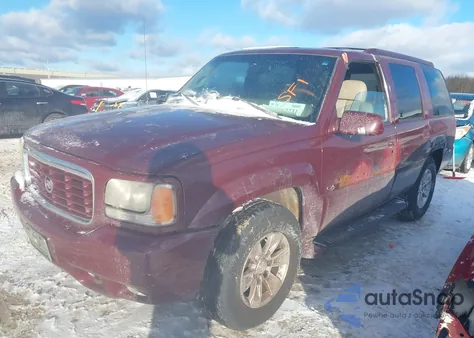 1999 Cadillac Escalade Standard z USA, uszkodzony, nr VIN 1GYEK13R9XR403507